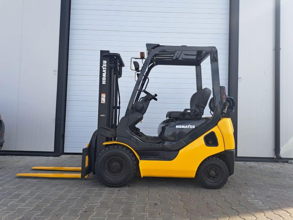 Газокар Komatsu FG15-21 – 1500 кг, 3 м