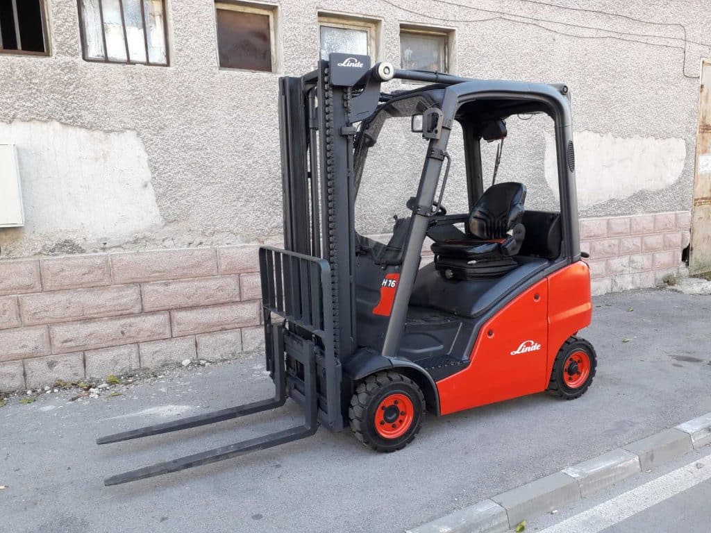 Газокар Linde H16T – 1600 кг, 3.25 м