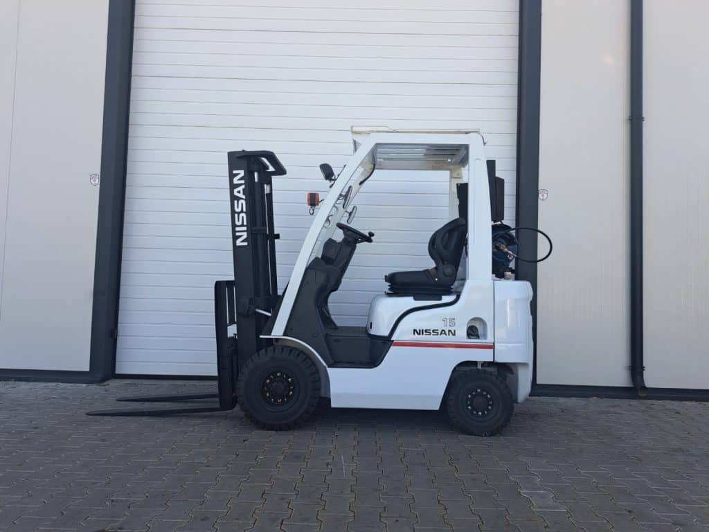 Газокар Nissan NP1F1A15D – 1500 кг, 3 м